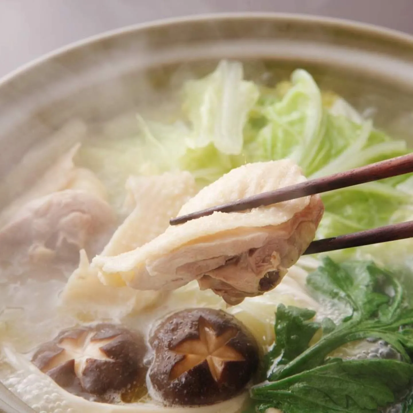 2025年11/23(日曜日)祝日は、通常営業致します。